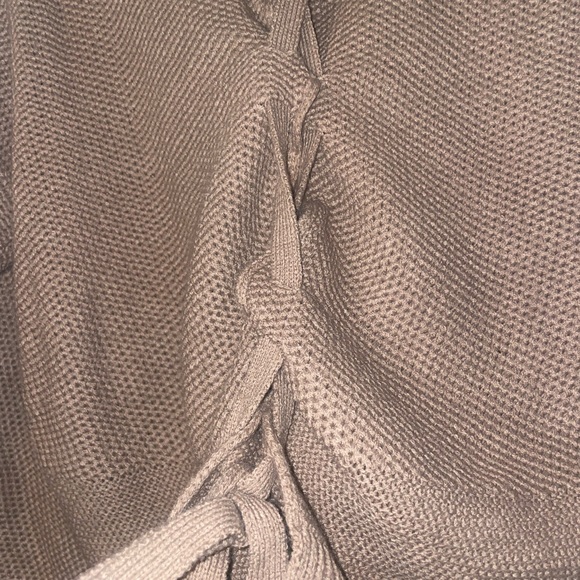 small tie back sweater from SHEIN - Picture 4 of 4